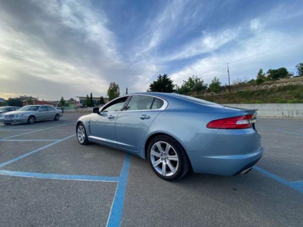 Elbasan, shes makine Jaguar XF Viti 2011, 12.500 Euro
