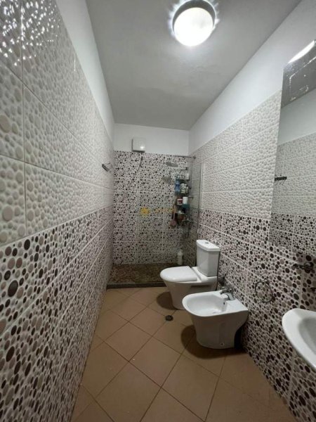 Tirane, shitet apartament Kati 5, 119 m² 173.000 Euro (Harry Fultz)