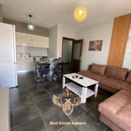 Durres, jepet me qera apartament 2+1+A+BLK Kati 7, 130 m² 550 Euro