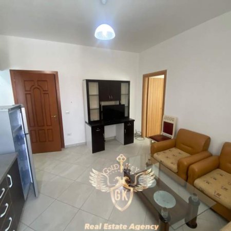 Durres, jap me qera apartament 2+1+BLK Kati 2, 90 m² 200 Euro (LAGJA 18)