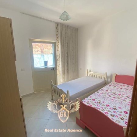 Durres, jap me qera apartament 2+1+BLK Kati 2, 90 m² 200 Euro (LAGJA 18)