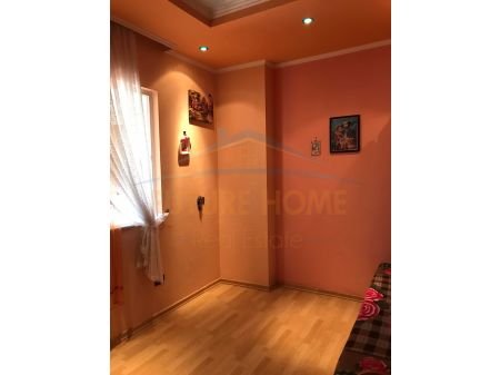 Tirane, shitet apartament 4+1+BLK Kati 2, 212.000 Euro (Rruga e Elbasanit)