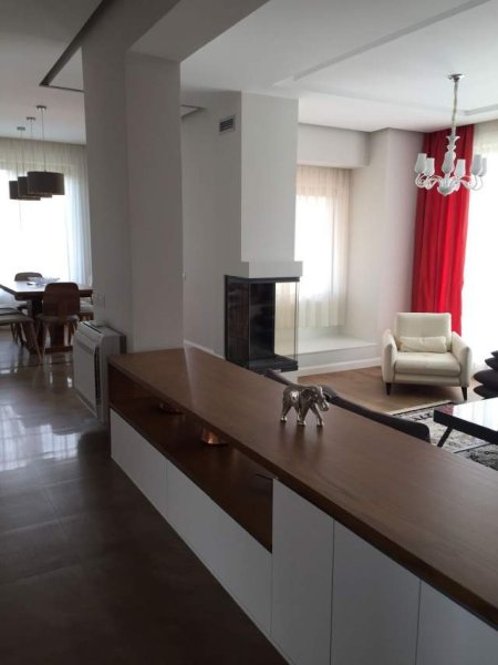 Tirane, jepet me qera Vile 4+1+A+BLK 540 m² 5.000 Euro (Long Hill Residence)