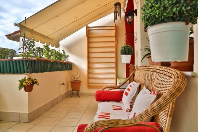 Tirane, jepet me qera apartament 1+1+A+BLK Kati 6, 100 m² 620 Euro (Rruga Myslym Shyri)