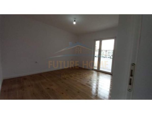 Tirane, shitet apartament 2+1 Kati 4, 83 m² 123.000 Euro (Varri i Bamit)