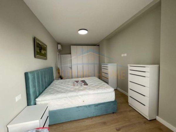 Tirane, jepet me qera apartament 2+1+BLK Kati 9, 140 m² 800 Euro (Rruga Mihal Grameno)