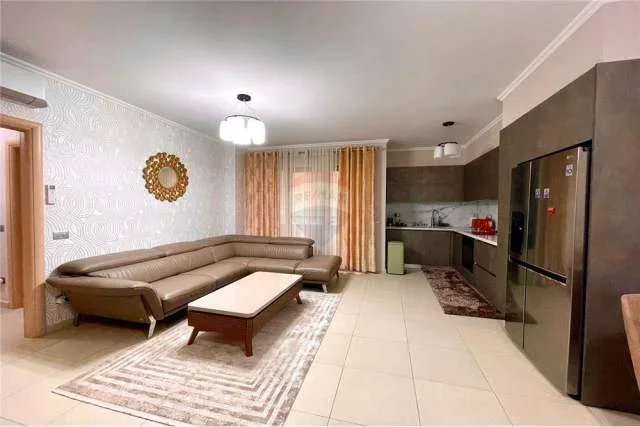 Tirane, shitet apartament 2+1 Kati 5, 89 m² 159.000 Euro (Rruga e Dibrës - Farmacia 10)