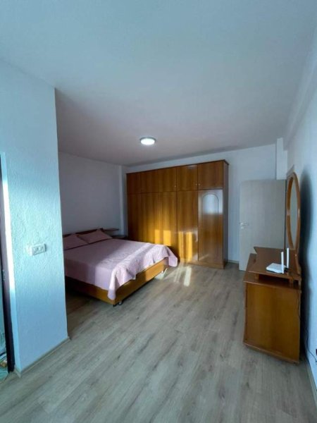Tirane, shes apartament 3+1+BLK Kati 5, 143 m²  (Pazari i Ri)