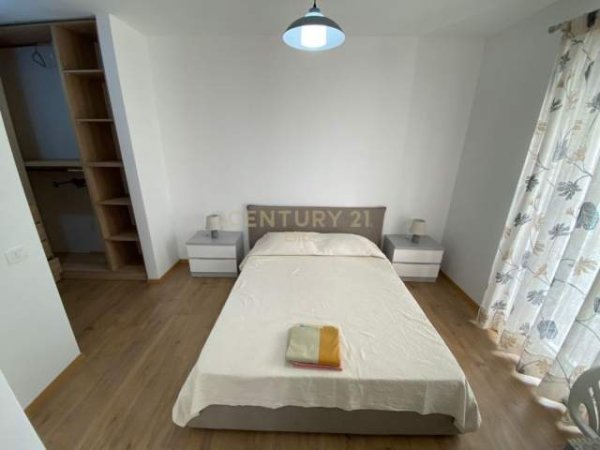 Tirane, jepet me qera apartament 2+1 Kati 2, 95 m² 800 Euro (Park Life Rezidence)