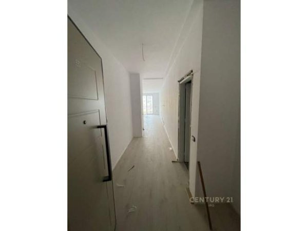 Tirane, shitet apartament 2+1 Kati 4, 131 m² 187.500 Euro