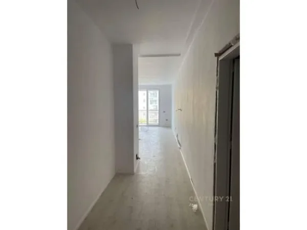 Tirane, shitet apartament 2+1 Kati 4, 131 m² 187.500 Euro
