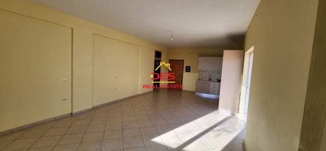 Vlore, shitet apartament 3+1+BLK Kati 4, 169 m² 150.000 Euro (Rruga Pilo Begaj)