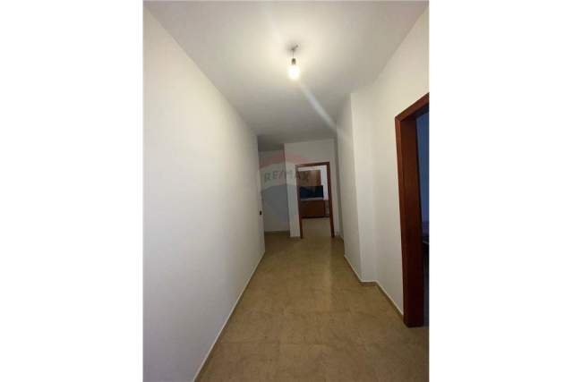 Tirane, shitet apartament 2+1 Kati 4, 107 m² 100.000 Euro (Rruga e Thesarit)