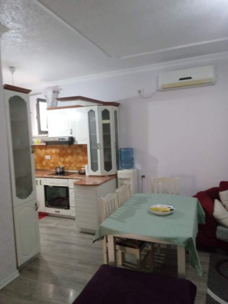 Tirane, shitet 2+1+A+BLK Kati 1, 180 m² 160.000 Euro