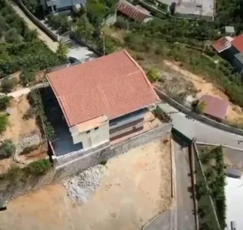 Tirane, shitet shtepi 3 Katshe Kati 2, 600 m² 390.000 Euro (Shkoze)