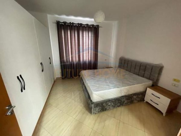 Tirane, ofert apartament 2+1 Kati 2, 92 m² 125.000 Euro (Unaza re)