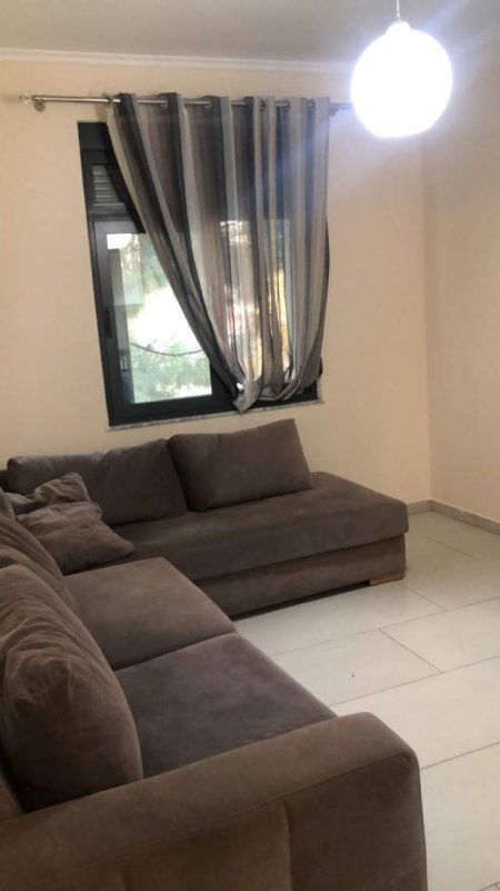 Tirane, jepet me qera apartament 1+1+BLK Kati 3, 73 m² 500 Euro (MYSLYM SHYRI)