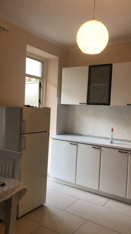 Tirane, jepet me qera apartament 1+1+BLK Kati 3, 73 m² 500 Euro (MYSLYM SHYRI)