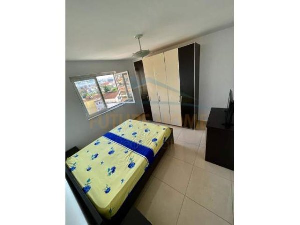 Tirane, jepet me qera apartament 1+1 Kati 5, 53 m² 350 Leke