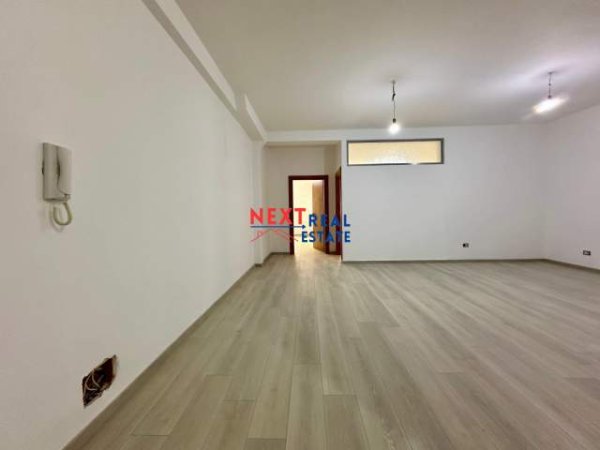 Vlore, shitet apartament 1+1+A+BLK Kati 3, 110 m² 170.000 Euro (Uje i Ftohte)