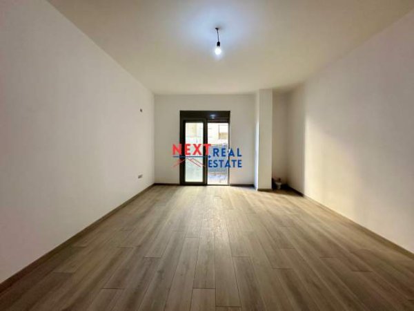 Vlore, shitet apartament 1+1+A+BLK Kati 3, 110 m² 170.000 Euro (Uje i Ftohte)