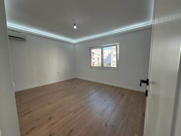 Tirane, shitet apartament 2+1+A Kati 4, 83 m² 125.000 Euro (XHAMLLIK)