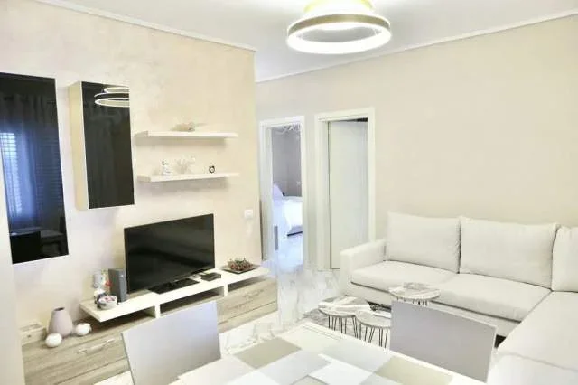 Tirane, jepet me qera apartament Kati 9, 84 m² 135.000 Euro
