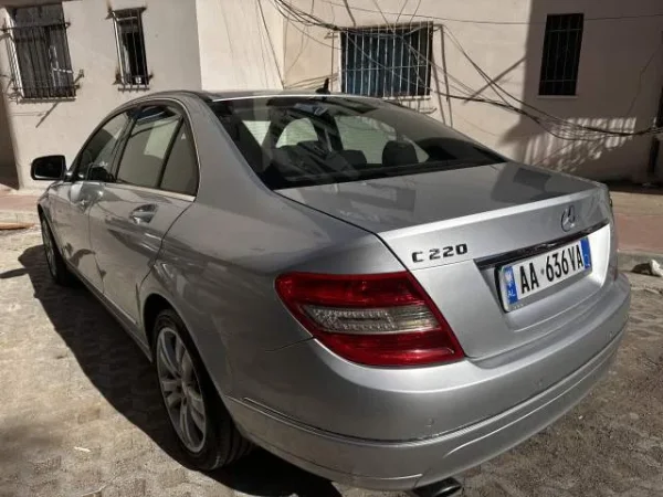 Tirane, shes makine Mercedes-Benz C Class Viti 2008, 6,300 Euro