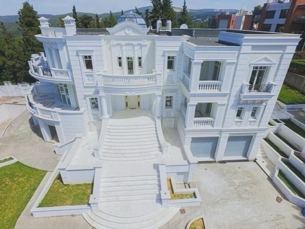 Shitet Vile 2 Katshe, 1.040 m² 2.200.000 Euro (Selanik)