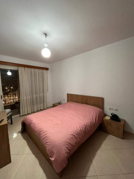 Tirane, jepet me qera apartament 1+1+BLK Kati 3, 76 m² 400 Euro (Rruga Teodor Keko)