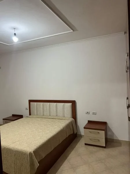 Tirane, jepet me qera apartament 2+1+BLK Kati 5, 100 m² 400 Euro (Sokrat Mmiho)