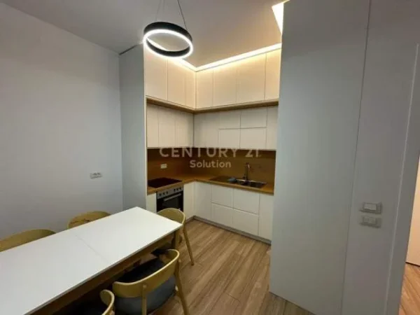 Tirane, jepet me qera apartament 1+1+A+BLK Kati 4, 66 m² 600 Euro (5 maji)