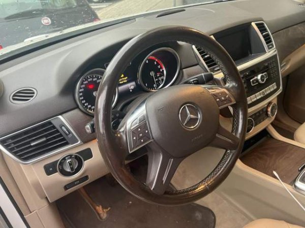 Tirane, shitet fuoristrade Mercedes-Benz ML350 BlueTec Viti 2014, 18.000 Euro