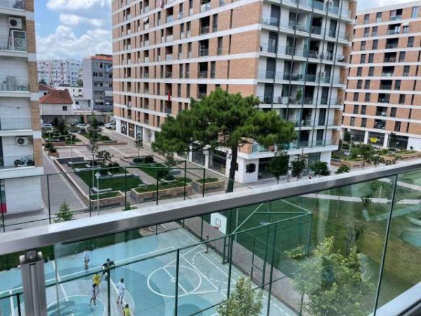 Tirane, jepet me qera apartament 2+1+BLK Kati 3, 105 m² 700  (Rruga Don Bosko)