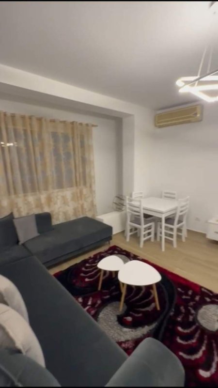 Tirane, jepet me qera apartament 1+1+BLK Kati 6, 80 m² 450 Euro (Don Bosko kompleksi vizion+)