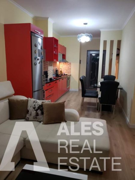 Tirane, shitet apartament 2+1+BLK Kati 6, 82 m² 95.000 Euro (Yzberisht)