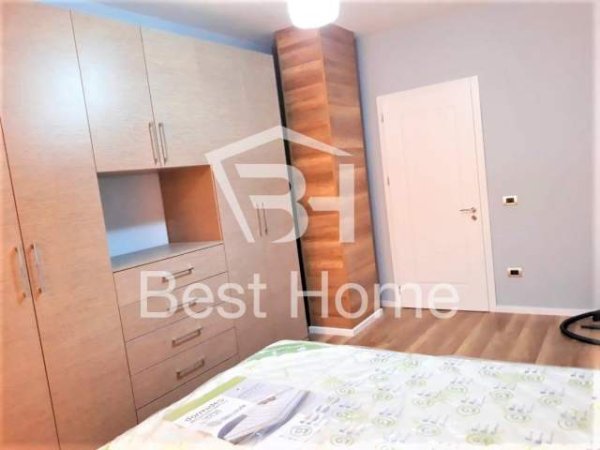 Tirane, jepet me qera apartament 1+1+BLK Kati 3, 70 m² 300 Euro (Fresk, Restorant Qesaraka)