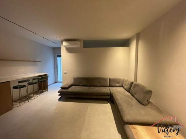 Vlore, shitet apartament 1+1 Kati 6, 120 m² 220.000 Euro (lungomare)