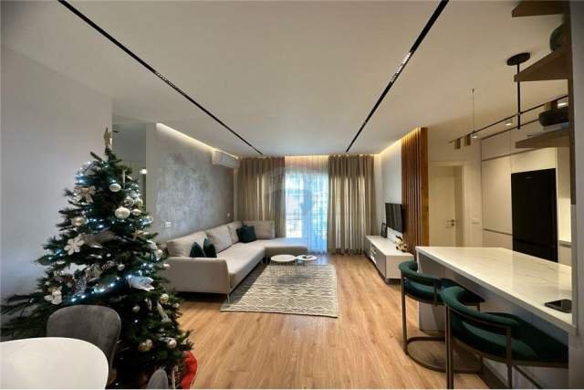 Tirane, jepet me qera apartament 2+1 Kati 9, 85 m² 600 Euro (Fusha Aviacionit)