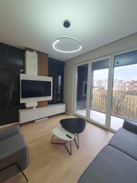 Tirane, jepet me qera apartament 3+1+BLK Kati 3, 110 m² 1.200 Euro (Rruga Hiqmet Buzi)