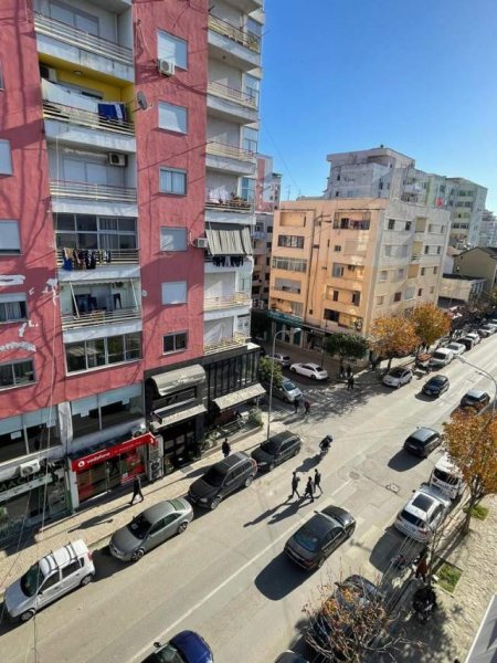 Durres, shitet apartament 3+1+A+BLK Kati 5, 163 m² 127.500 Euro (Drejtoria e Policise)