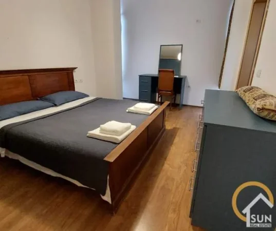 Shkoder, jepet me qera apartament 2+1 Kati 1, 95 m² 380 Euro (RRUGA OSO KUKA)