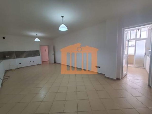 Durres, shitet apartament 3+1+BLK Kati 8, 127 m² 115.000 Euro