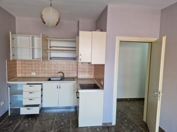 Tirane, jepet me qera apartament 2+1+BLK 78 m² 25.000 Leke