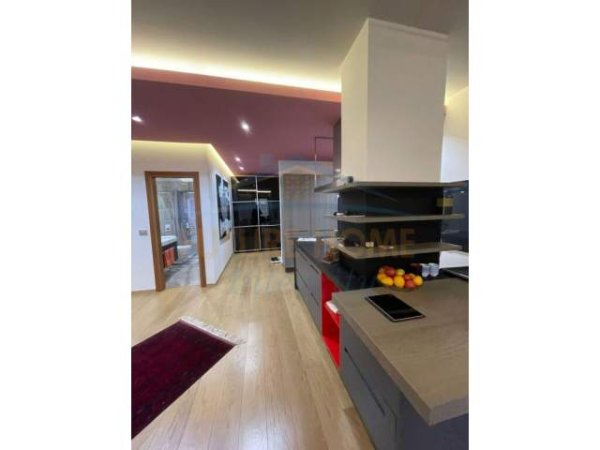 Tirane, jepet me qera apartament 2+1+A+BLK Kati 5, 136 m² 1.500 Euro (Rr. Elbasanit)