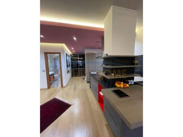 Tirane, jepet me qera apartament 2+1+BLK Kati 5, 136 m² 1.500 Euro (Rruga e Elbasanit)