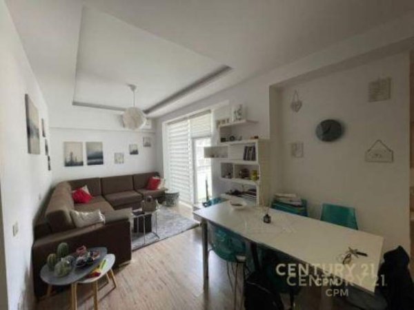 Tirane, jepet me qera apartament 2+1+A+BLK Kati 4, 112 m² 850 Euro (Kika 2, Komuna e Parisit)