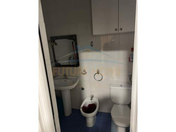 Tirane, jepet me qera apartament 1+1 Kati 3, 63 m² 500 Euro (Stadiumi Dinamo)