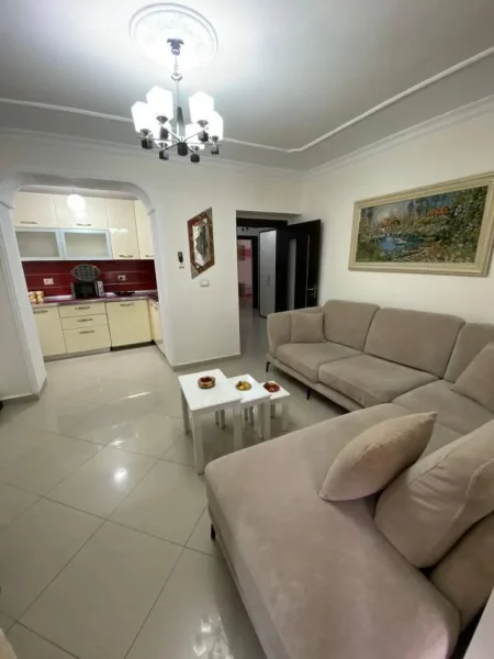 Tirane, jepet me qera apartament Kati 2, 90 m² 800 Euro (Pazari i Ri)
