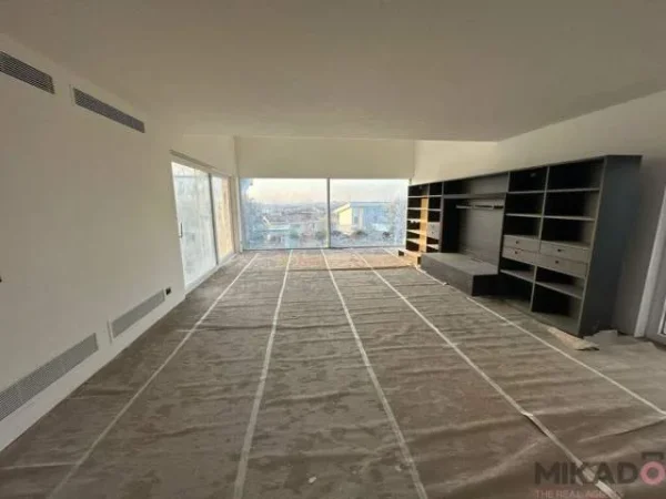 jepet me qera Vile 7.000 Euro